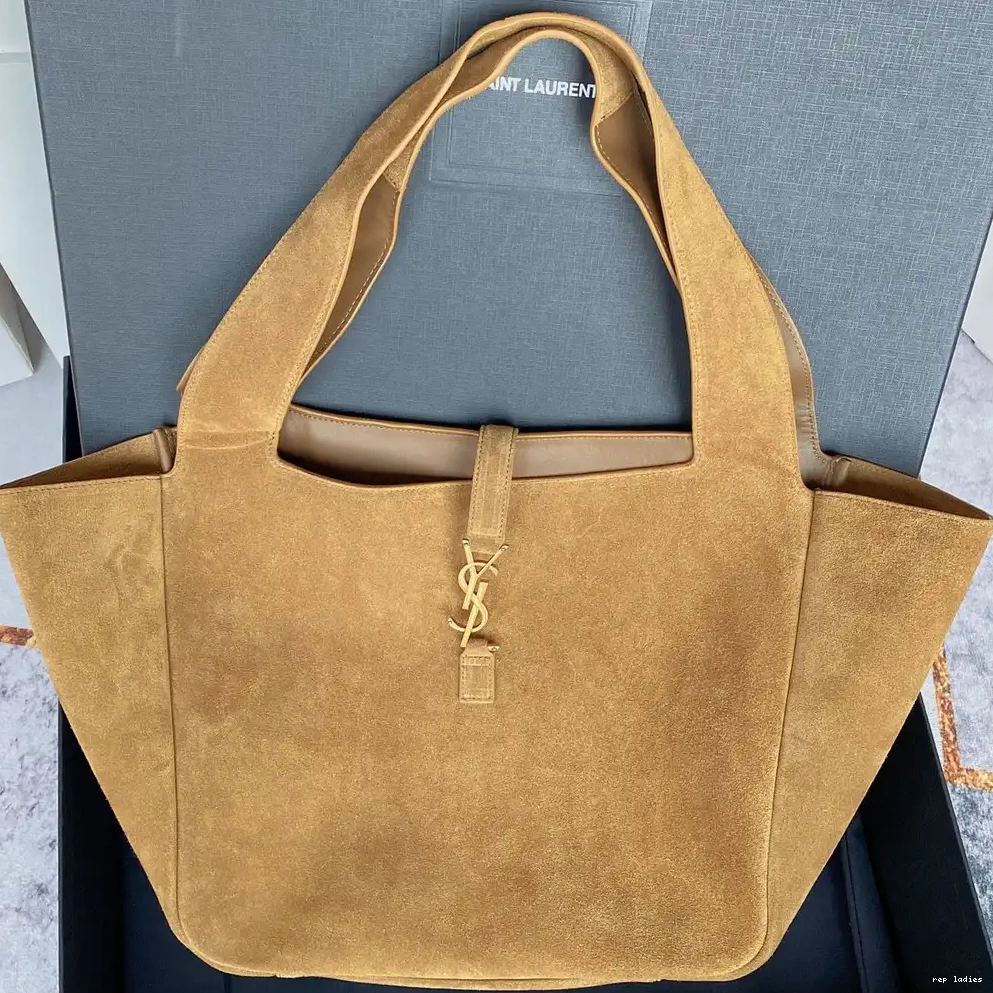 REP 5 YSL À 7 BEA LE 0615